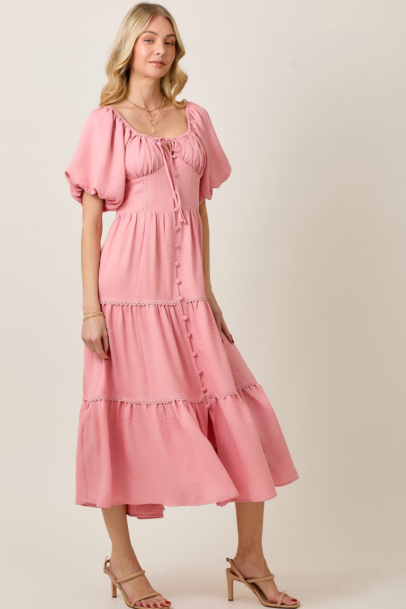 TIERED BUBBLE SLEEVE MIDI DRESS