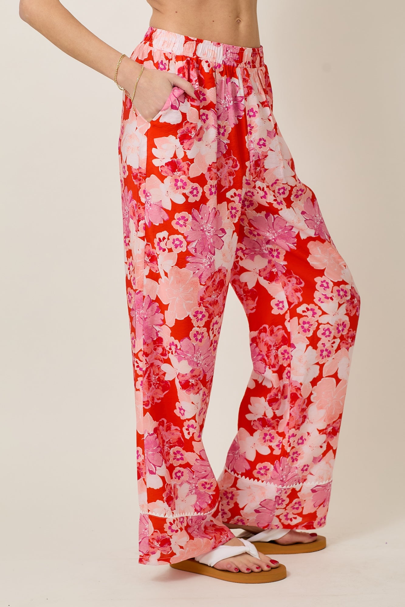 FLORAL PRINT WIDE LEG PANTS WITH CROCHET LACE