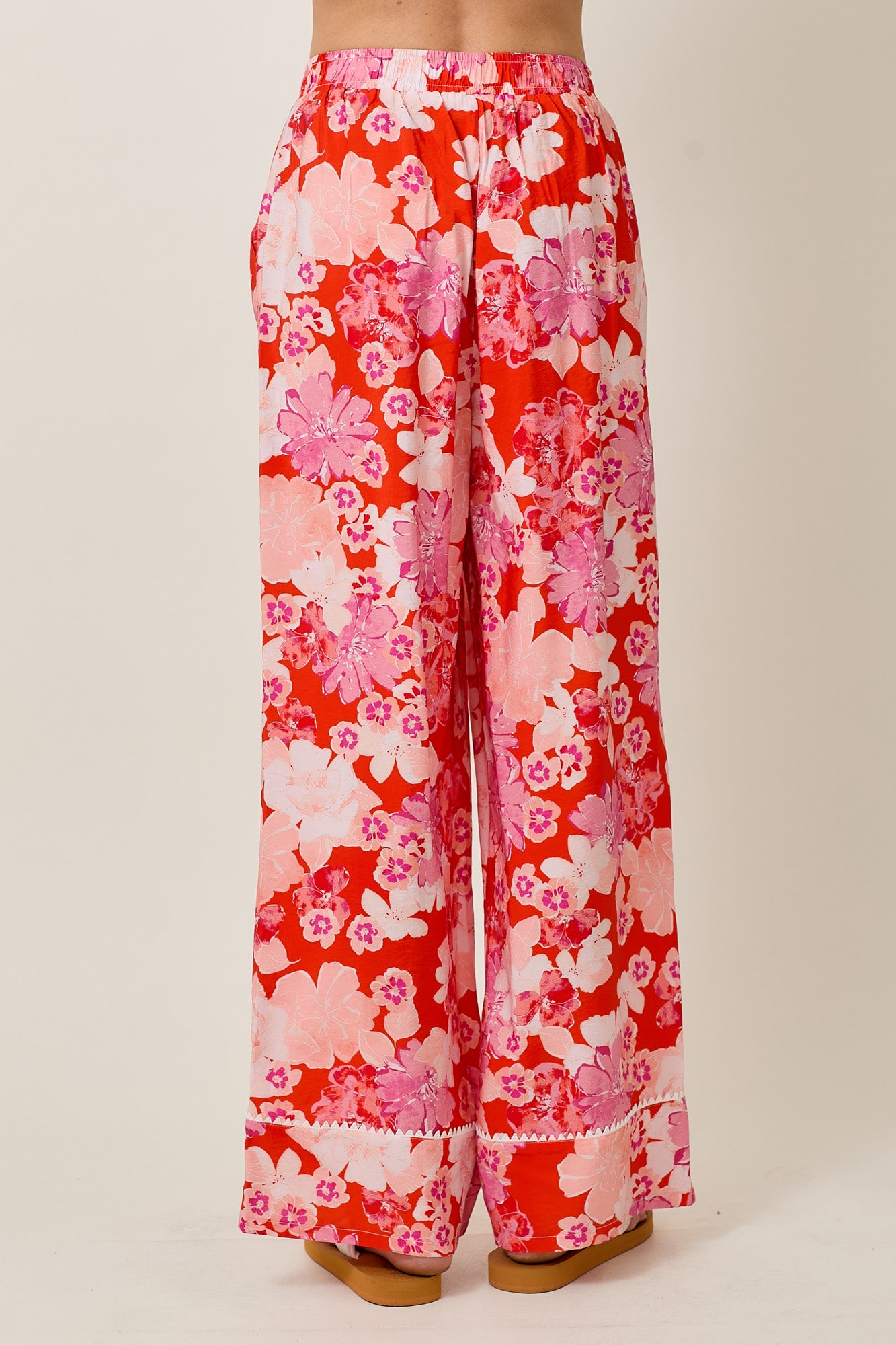 FLORAL PRINT WIDE LEG PANTS WITH CROCHET LACE