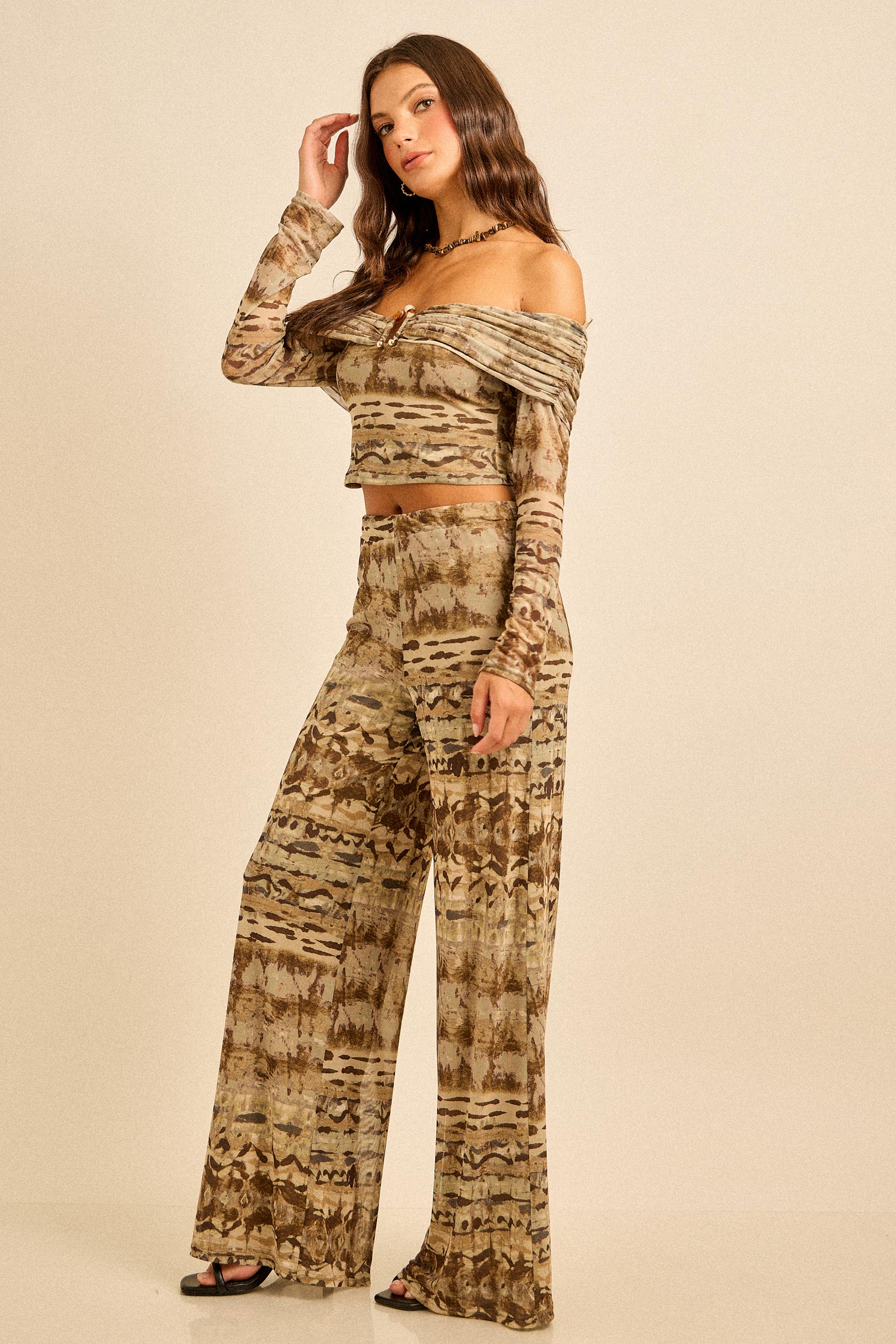 Spring Off shoulder mesh set with flared pants